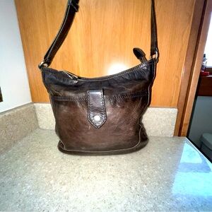 Frye medium leather should bag